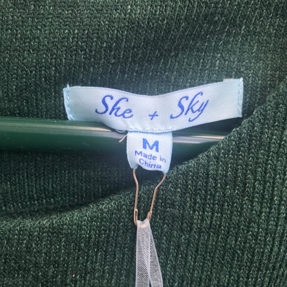 See new listing - Picture 2 of 4